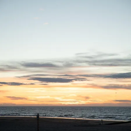 - Frontal Sea View Apartman Ostende