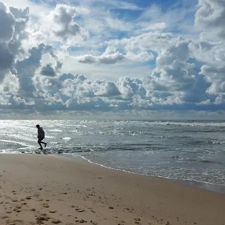 - Frontal Sea View *